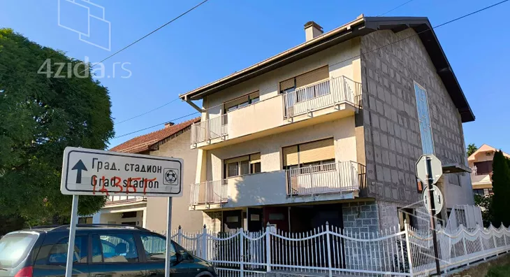 4-etažna kuća | 4zida