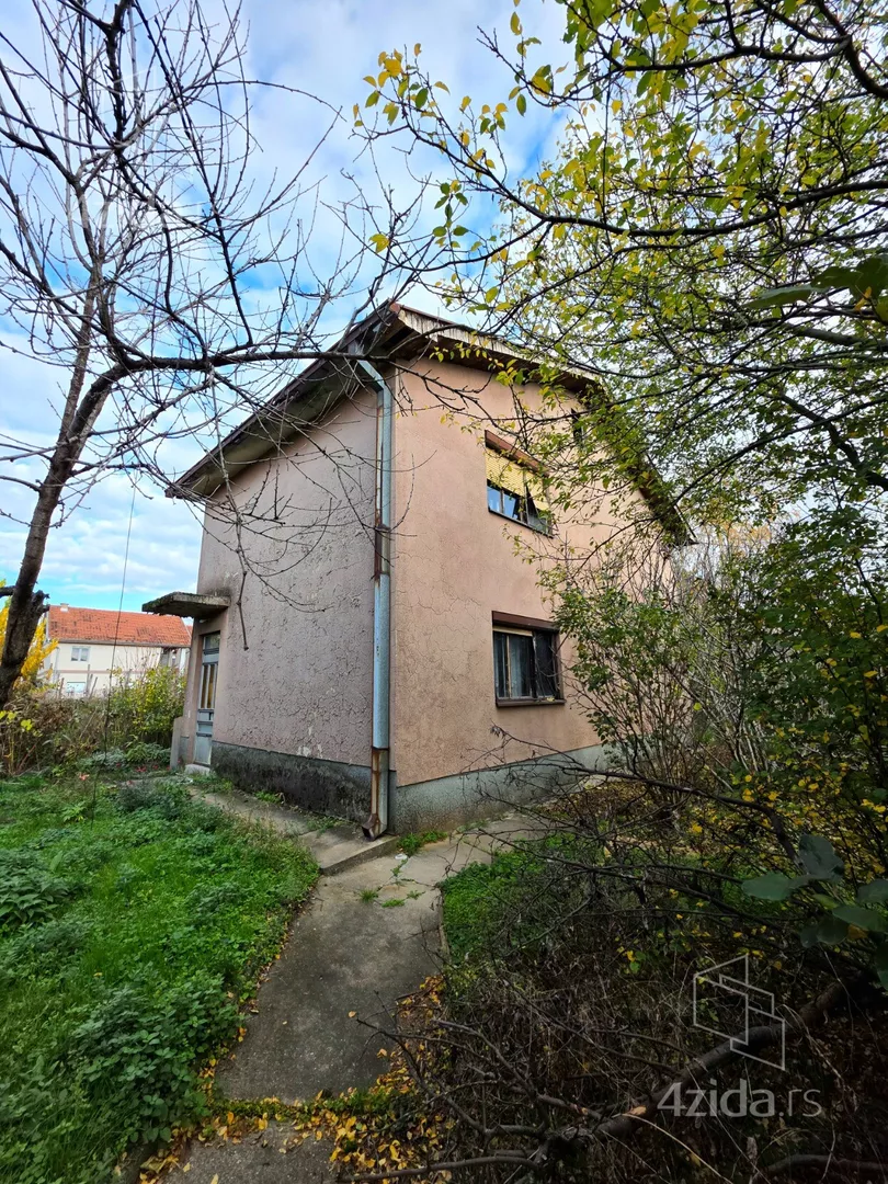 2-etažna kuća | 4zida