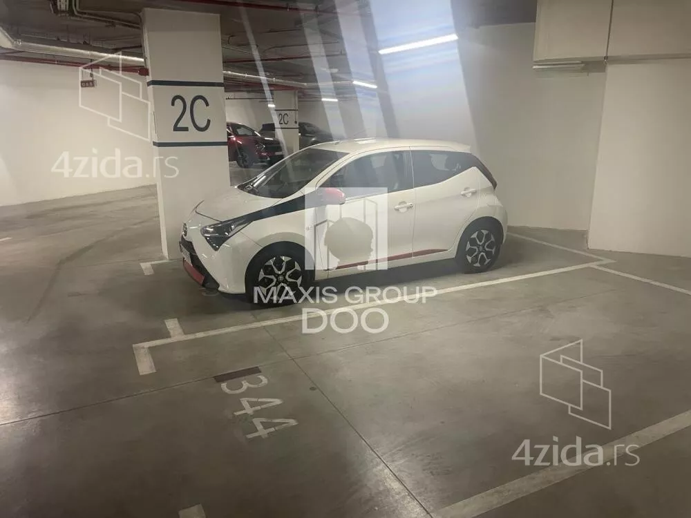 Garaža | 4zida