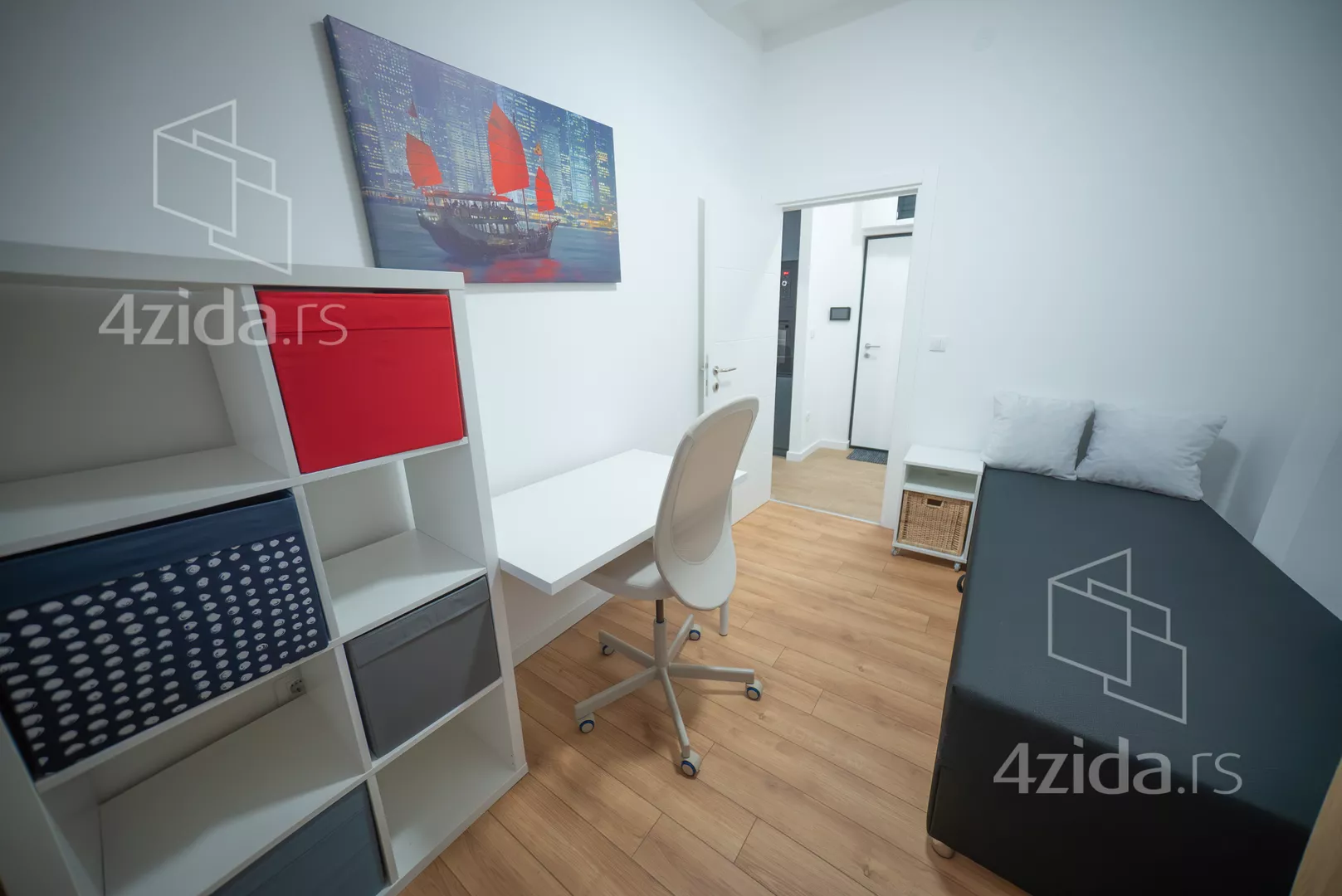 Dvoiposoban stan | 4zida