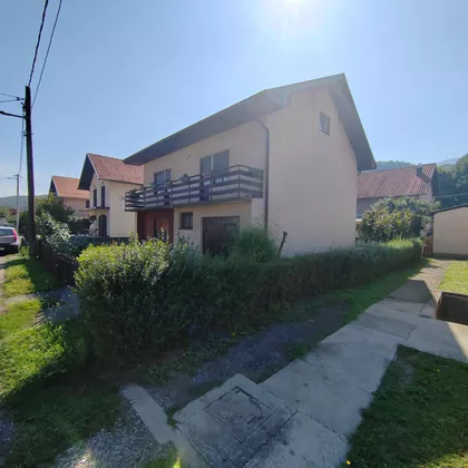 Rađevska | 4zida.rs