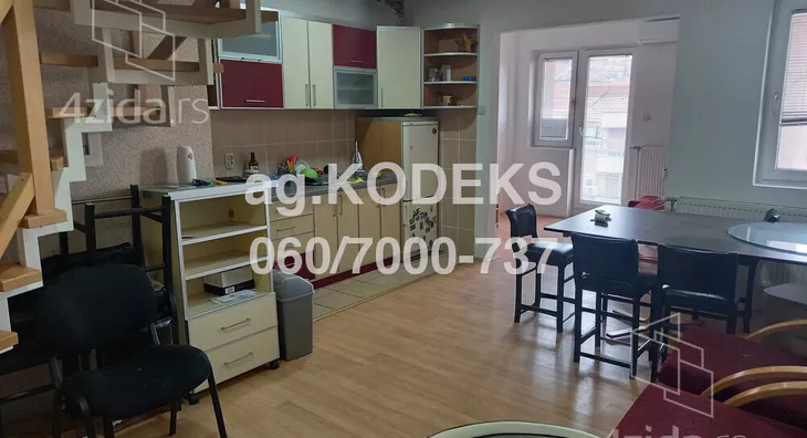 Petosoban stan | 4zida