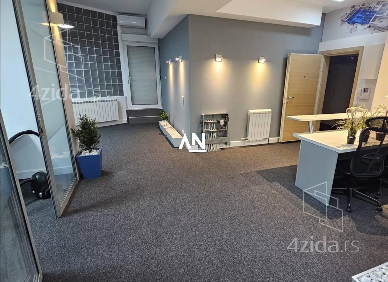 Poslovni prostor | 4zida