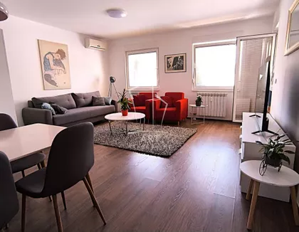 Maksima Gorkog | 4zida.rs