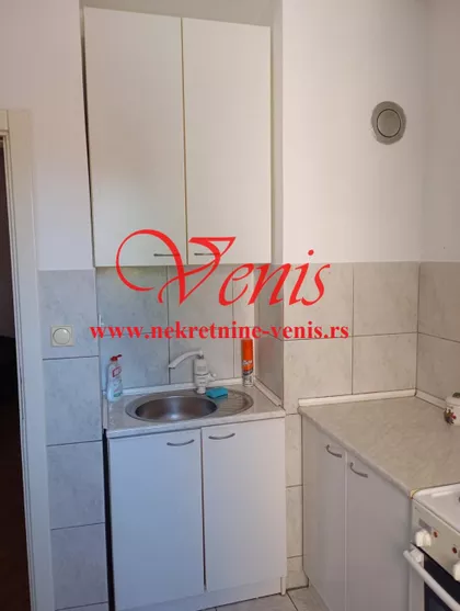 Petra Drapšina | 4zida.rs