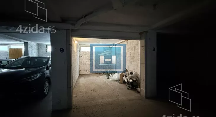 Garaža | 4zida