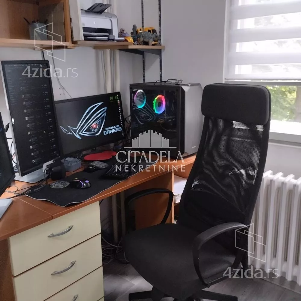 Dvoiposoban stan | 4zida