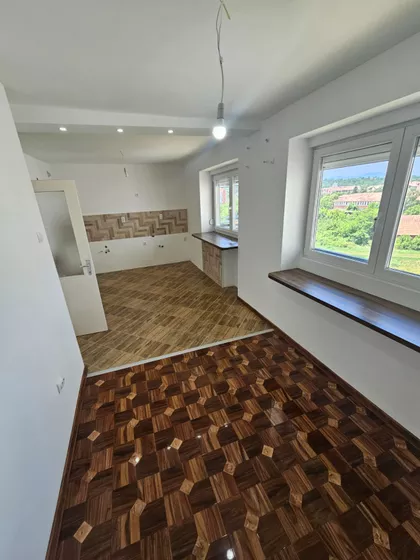 Vašarište | 4zida.rs