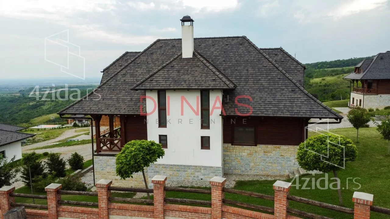 Kuća | 4zida