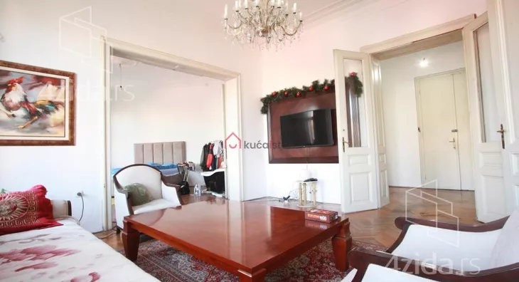 Šestosoban stan | 4zida