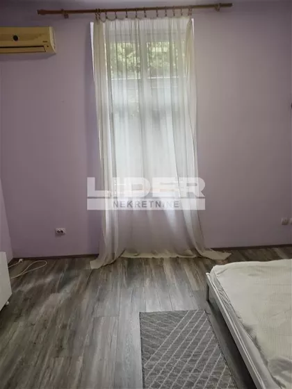 Zahumska | 4zida.rs