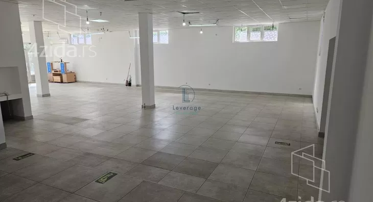 Poslovni prostor | 4zida