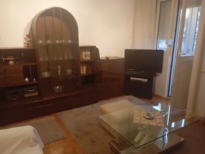 Studentska | 4zida.rs