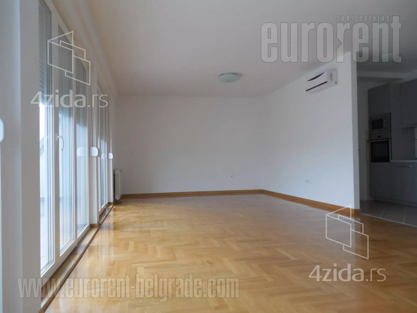 Petosoban stan | 4zida