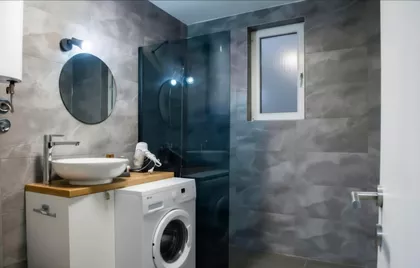 Bulevar Cara Lazara 96 | 4zida.rs