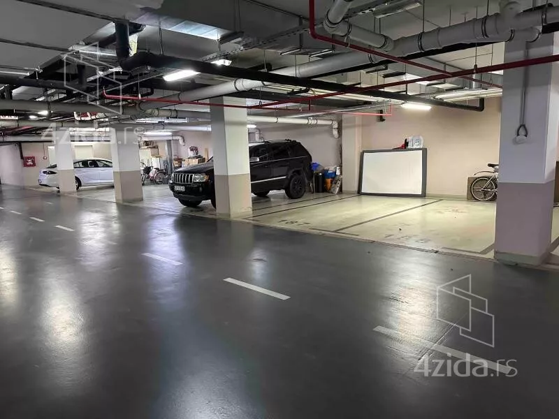 Garaža | 4zida
