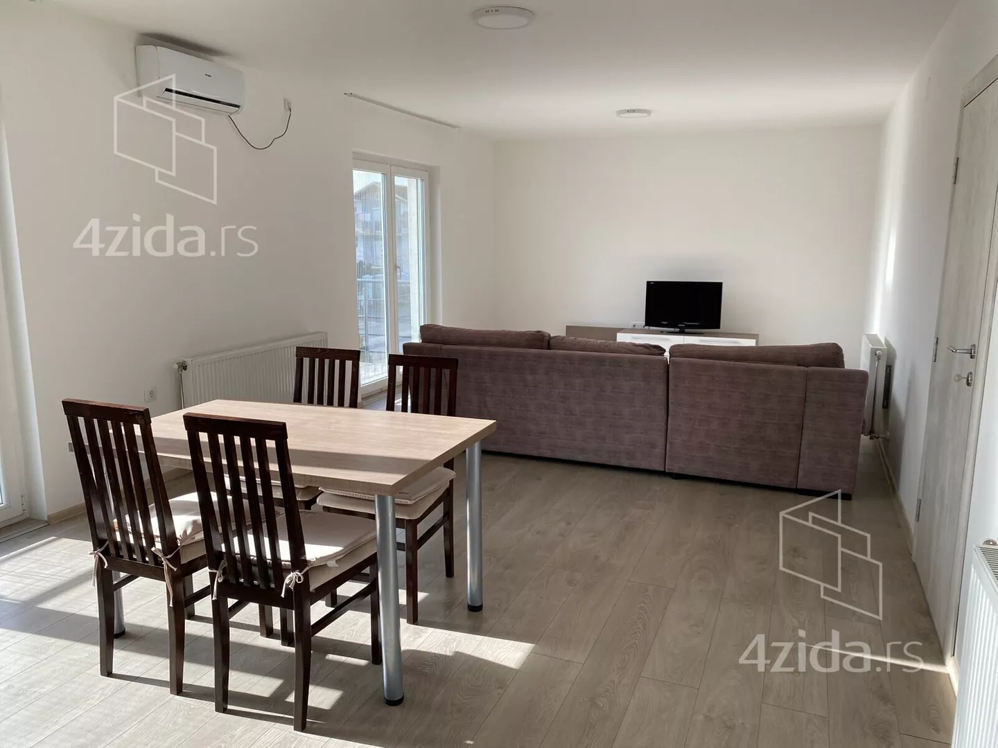 Četvorosoban stan | 4zida