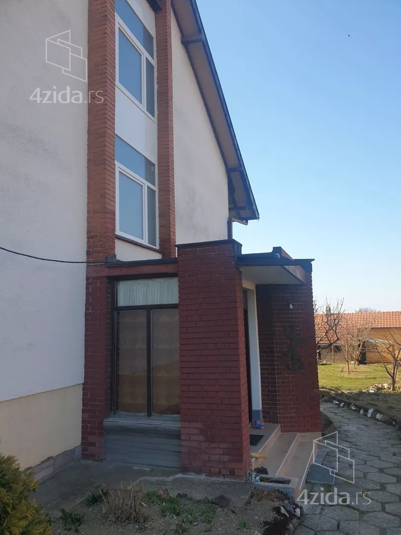 3-etažna kuća | 4zida