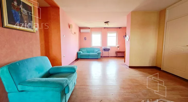 Petosoban stan | 4zida