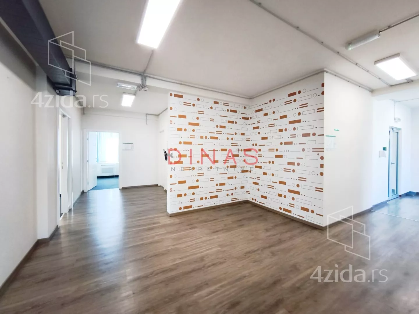 Poslovni prostor | 4zida
