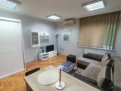 Braće Ribnikar | 4zida.rs