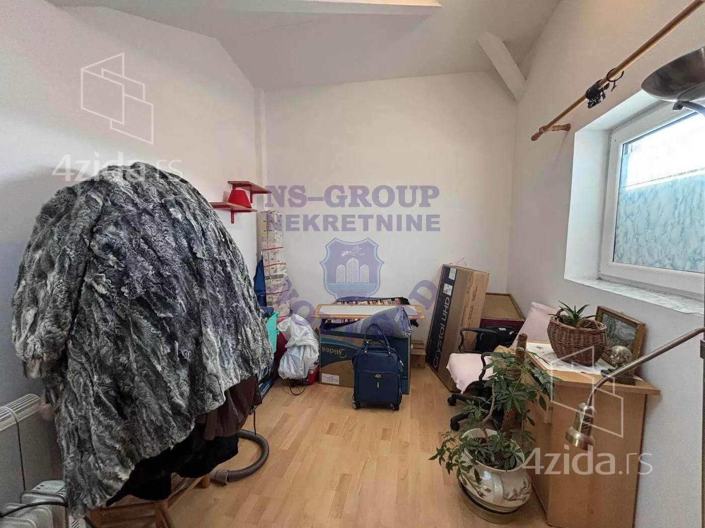 Petosoban stan | 4zida