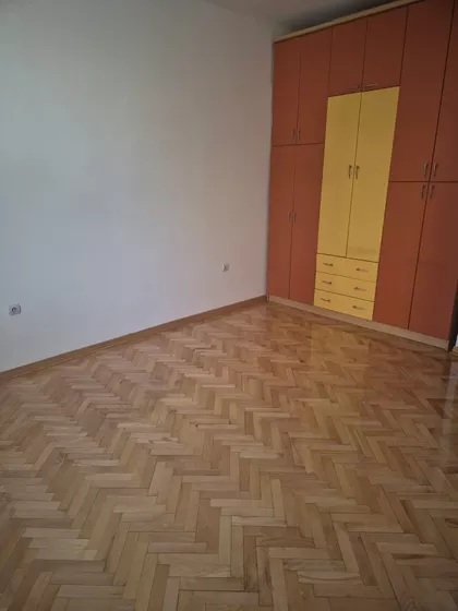 Cara Dušana | 4zida.rs
