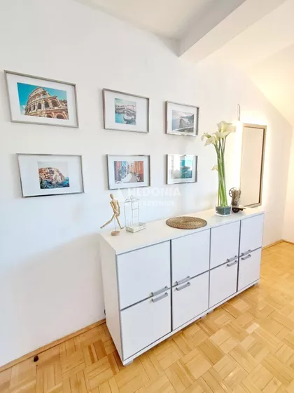 Petra Konjovića | 4zida.rs
