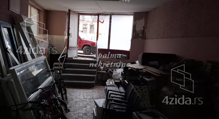 Poslovni prostor | 4zida