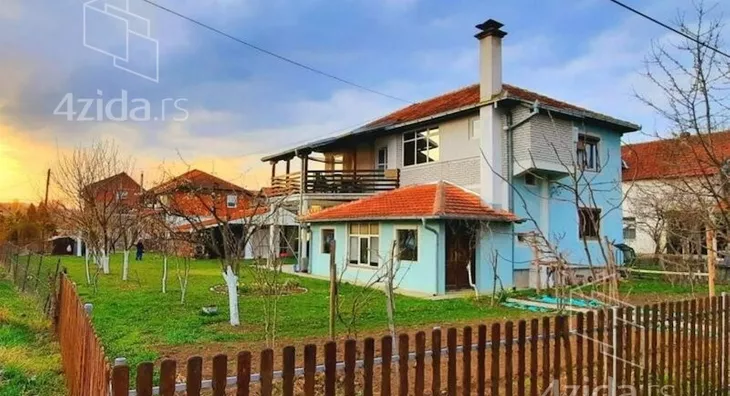 2-etažna kuća | 4zida