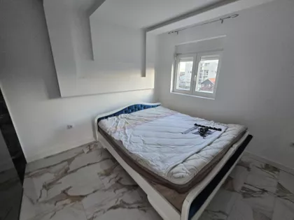 Rene Magrita | 4zida.rs