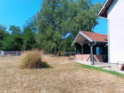 Ruđinci | 4zida.rs