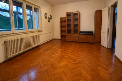 Dimitrija Tucovića 28 | 4zida.rs