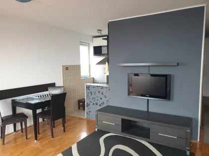 Darinke Jevrić 25 | 4zida.rs