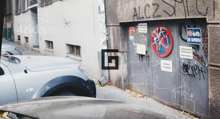 Garaža | 4zida