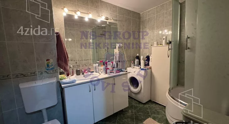 Četvoroiposoban stan | 4zida