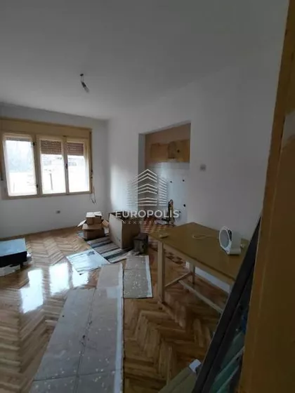 Marije Bursać | 4zida.rs