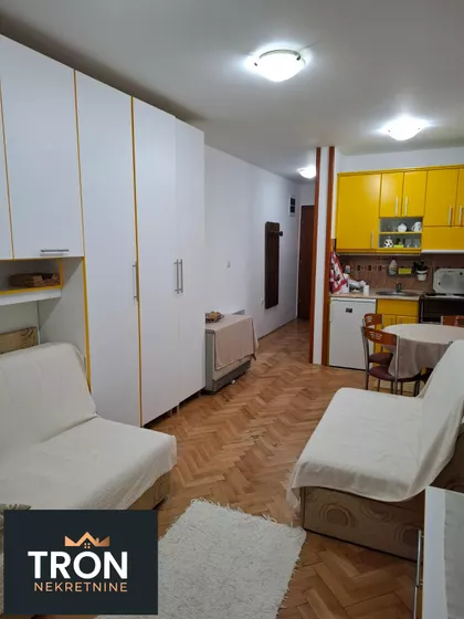 Nemanjina | 4zida.rs