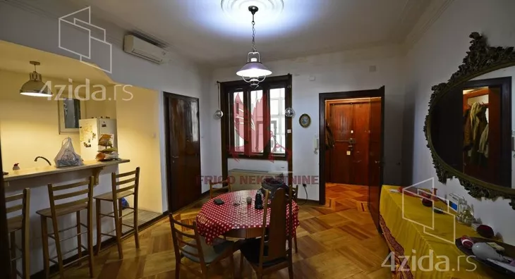 Četvoroiposoban stan | 4zida