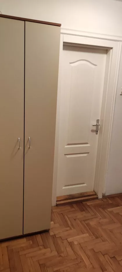 Krfska 2 | 4zida.rs