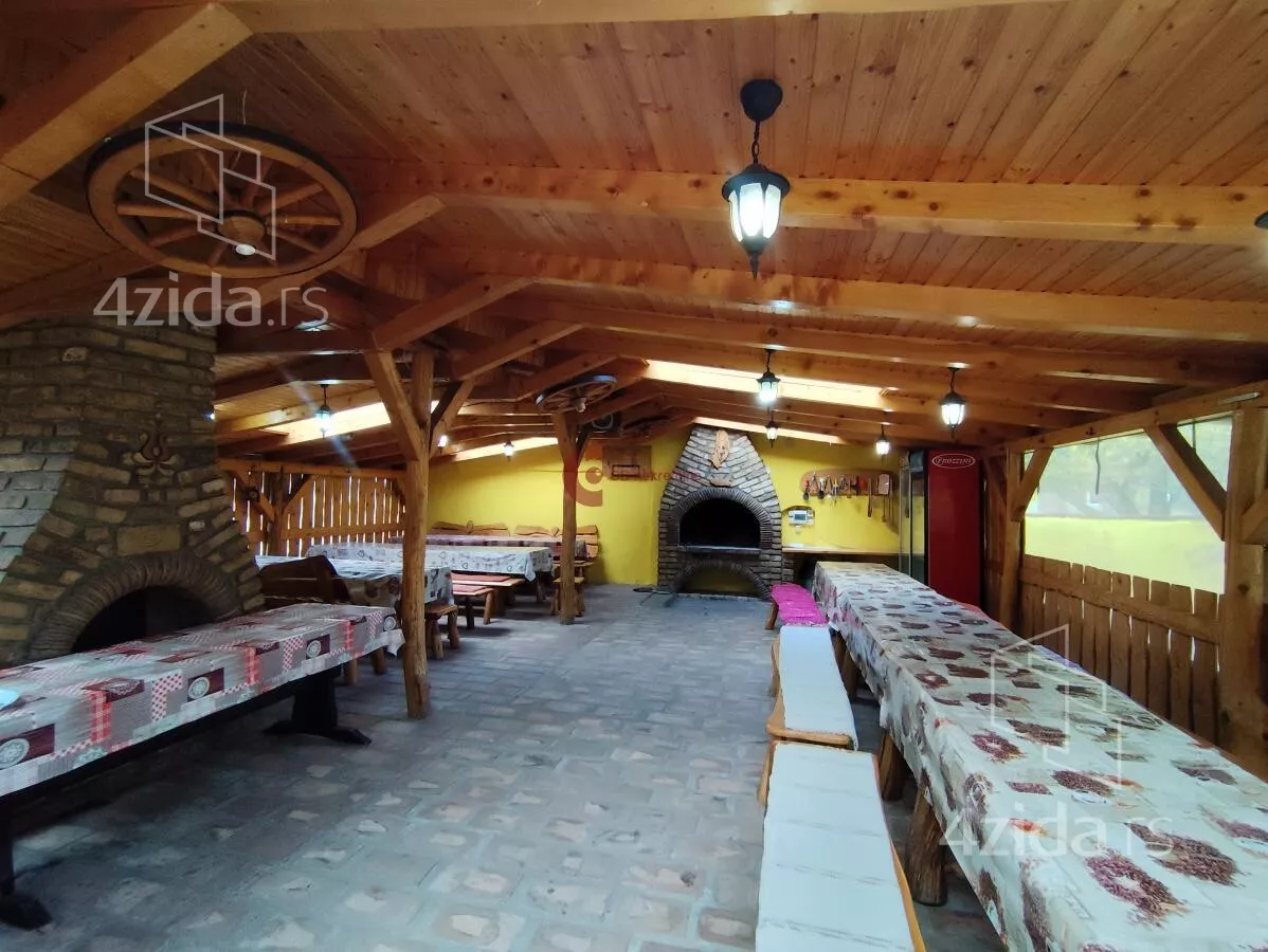 Ugostiteljski objekat | 4zida