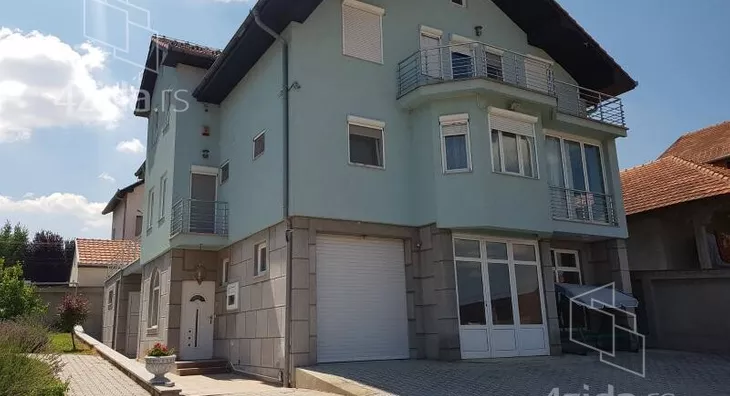 Kuća | 4zida