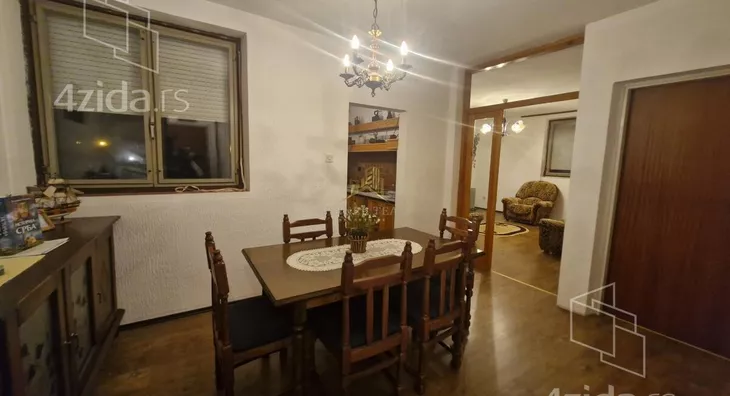 Dvoiposoban stan | 4zida