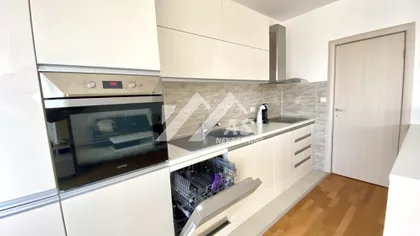 Petra Drapšina | 4zida.rs