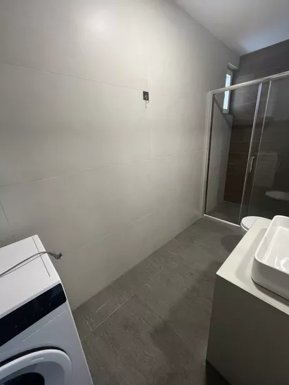 Božane Prpić | 4zida.rs