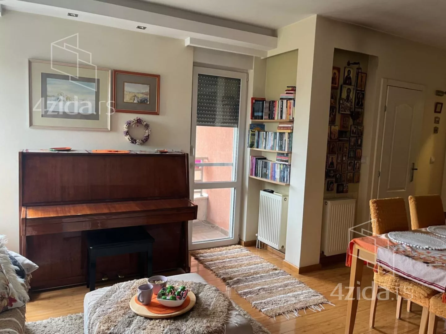 Troiposoban stan | 4zida