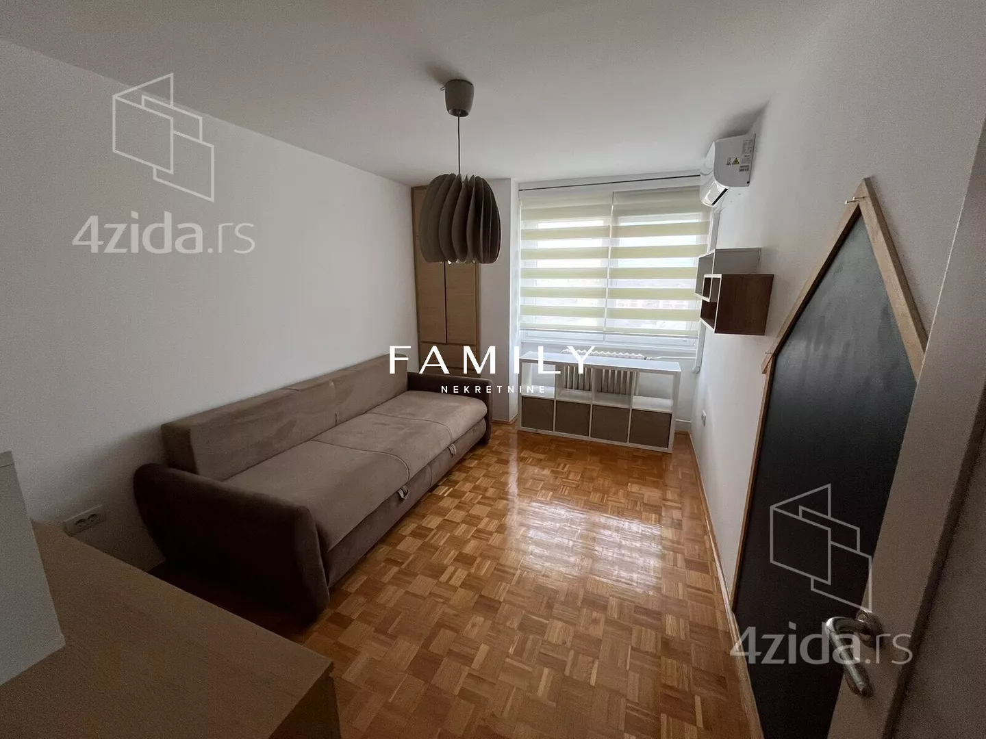 Dvoiposoban stan | 4zida