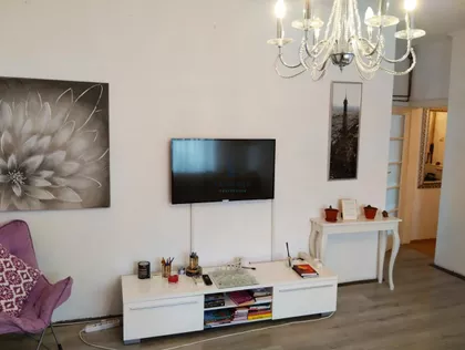 Savski Trg | 4zida.rs