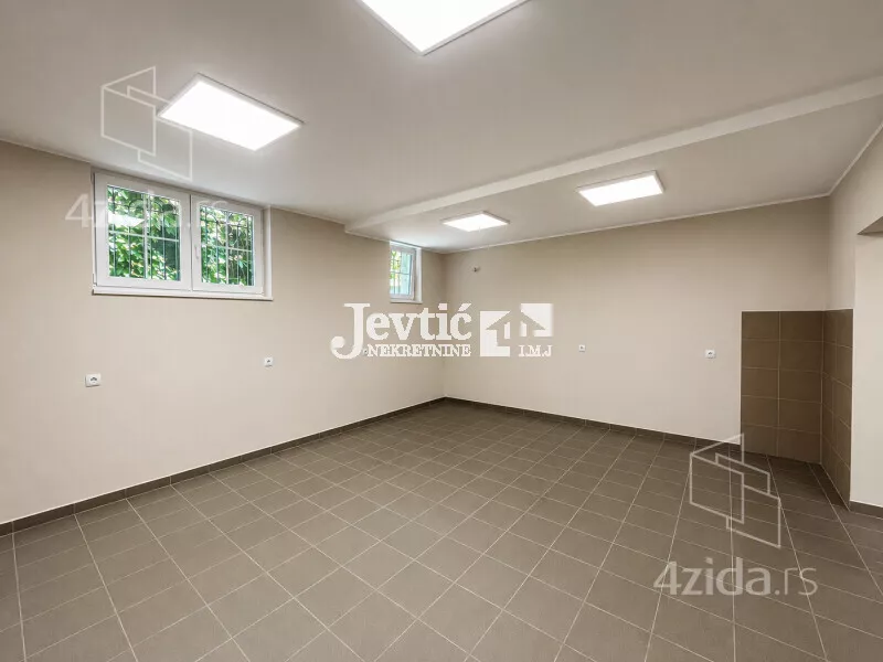 4-etažna kuća | 4zida