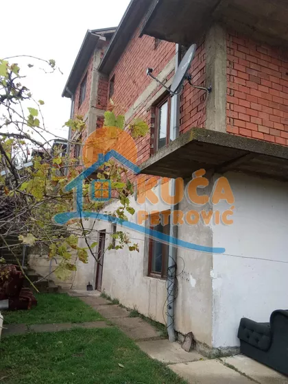 Devet Jugovića | 4zida.rs